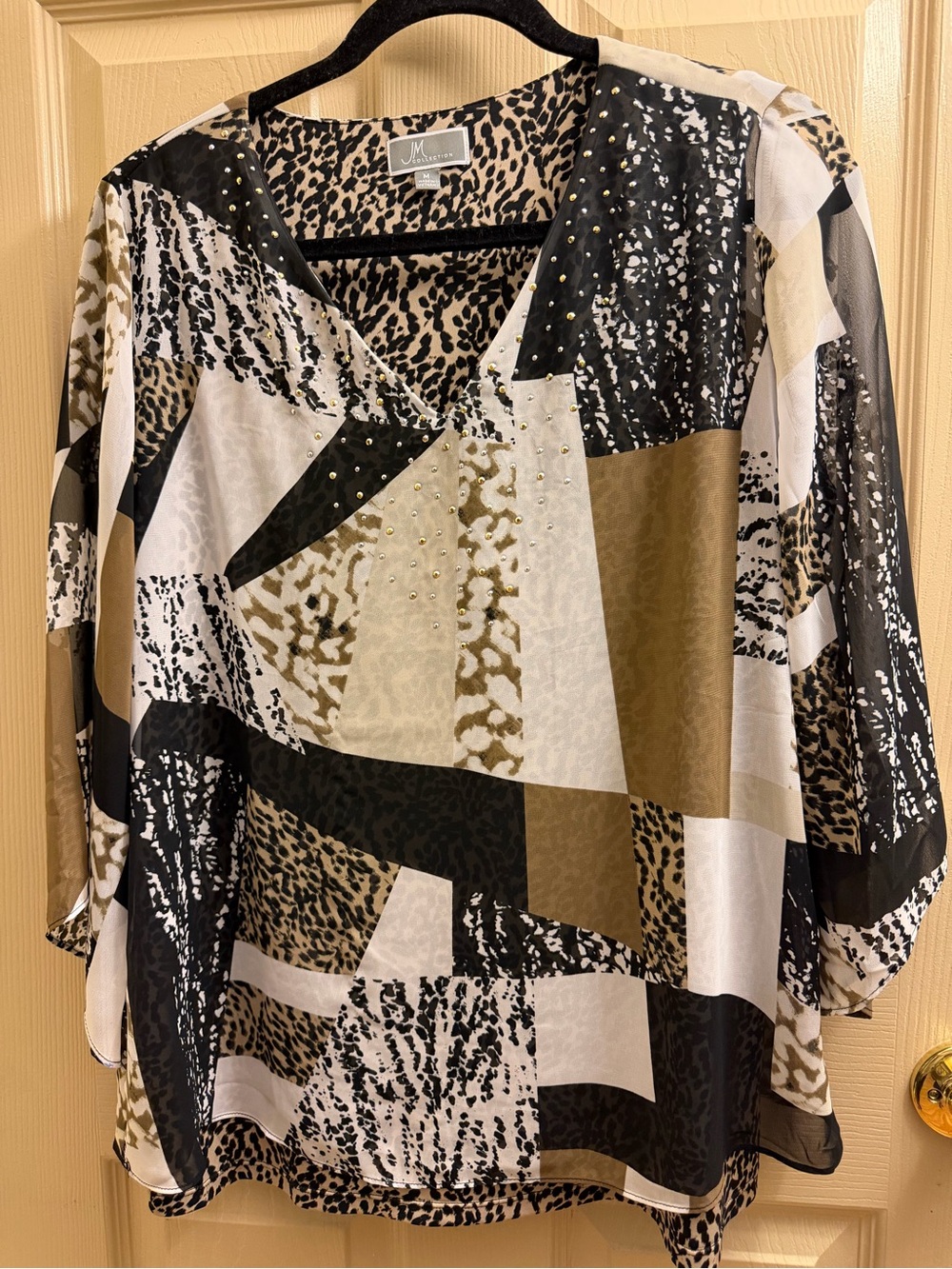 JM Collection Black, White & Khaki Abstract Print V-Neck Blouse